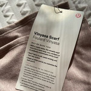 Lululemon Vinyasa scarf!